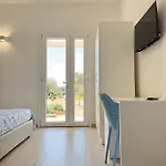 Nocleg ze śniadaniem Bianco Mediterraneo Torre Ovo